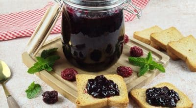 Geleia de amora com vinho