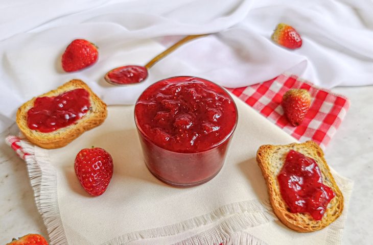 Geleia de morango para bolo