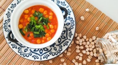 Grão-de-bico ao molho de tomate