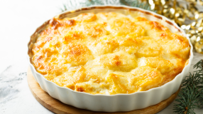 Gratinado de batata com frango desfiado