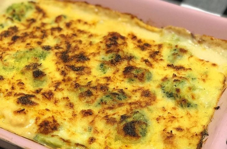 Gratinado de brócolis com frango