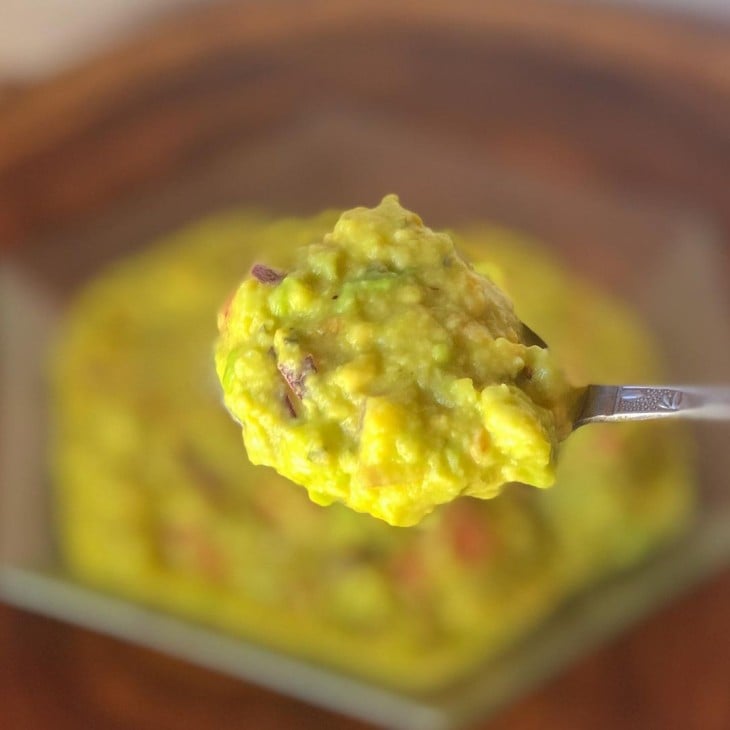 Guacamole com curry