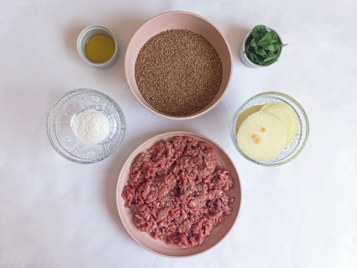 ingredientes para receita de kibe de forno.