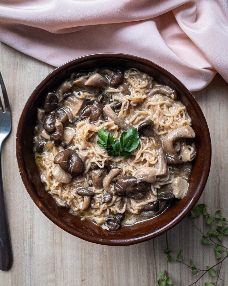 Konjac ao molho de cogumelo
