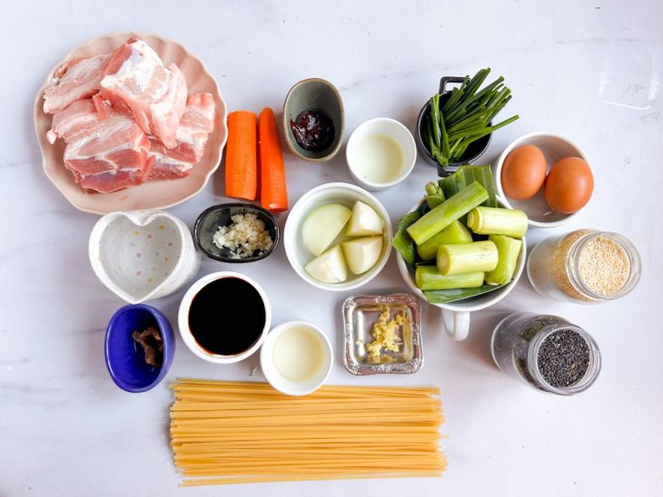 Ingredientes separados e preparados.