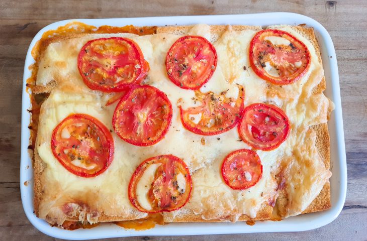 Lanche de forno com frango