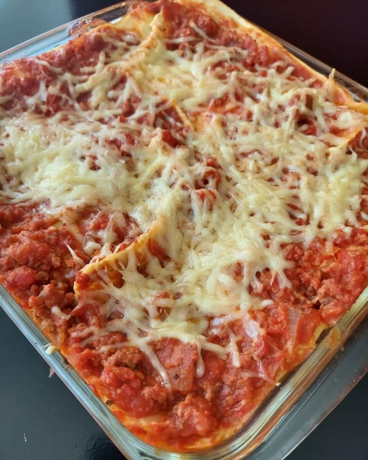 Lasanha à bolonhesa com massa fresca