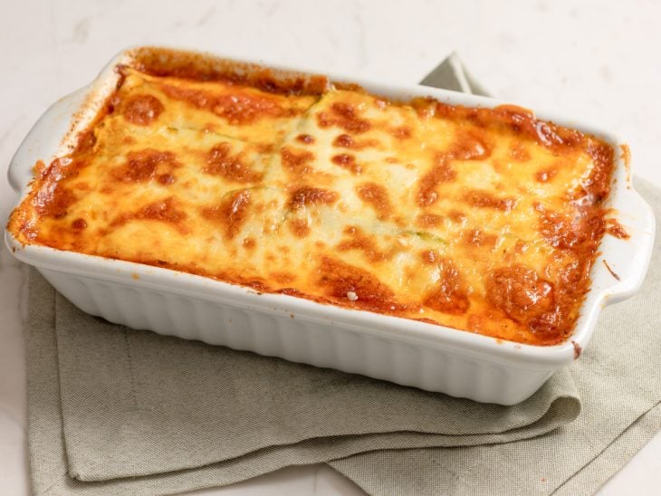 Lasanha de abobrinha pronta.