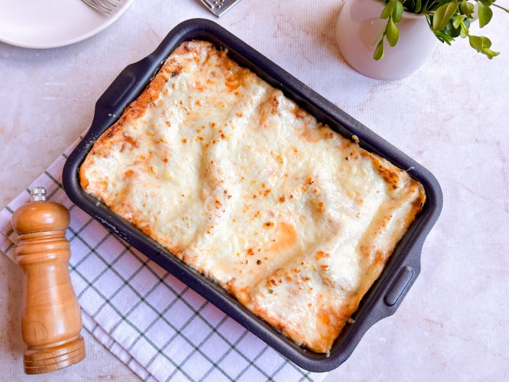 Lasanha assada.