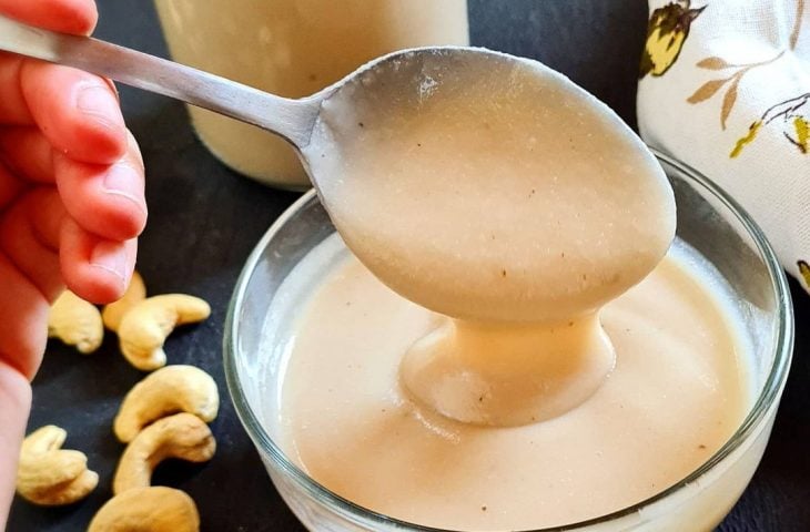 Leite condensado vegano de castanha-de-caju