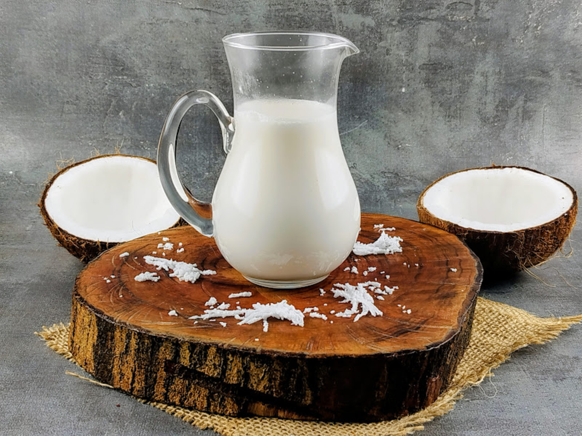 Leite de coco caseiro