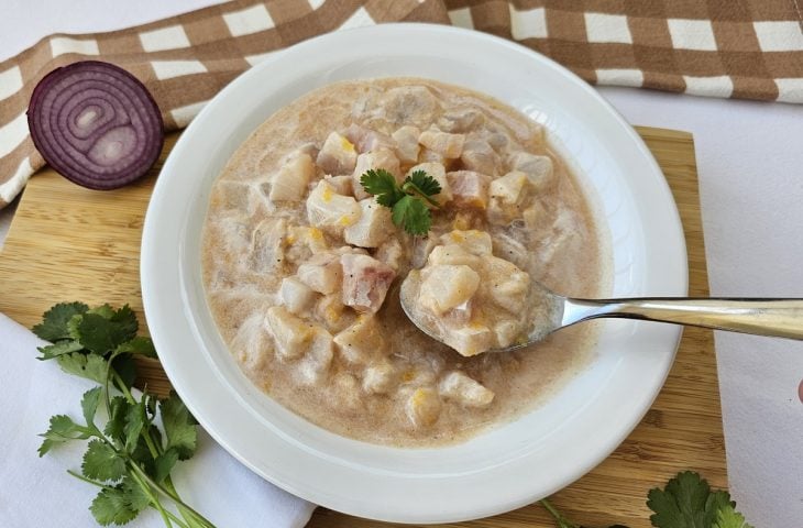 Leite de tigre com peixe