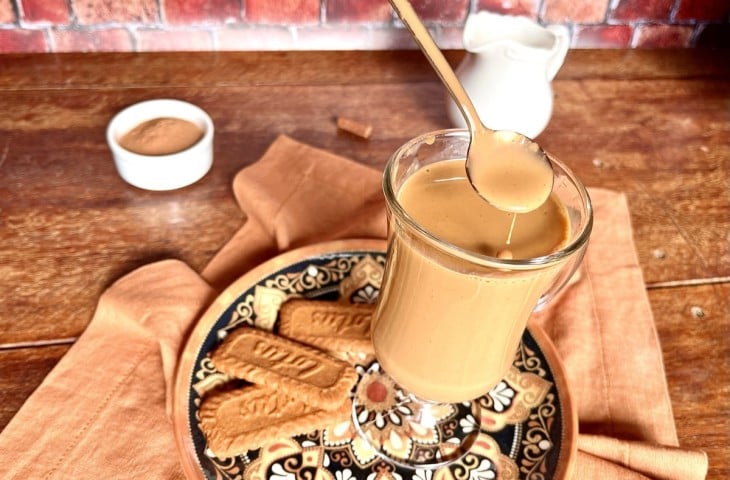 Leite queimado com canela (Queimadinha)