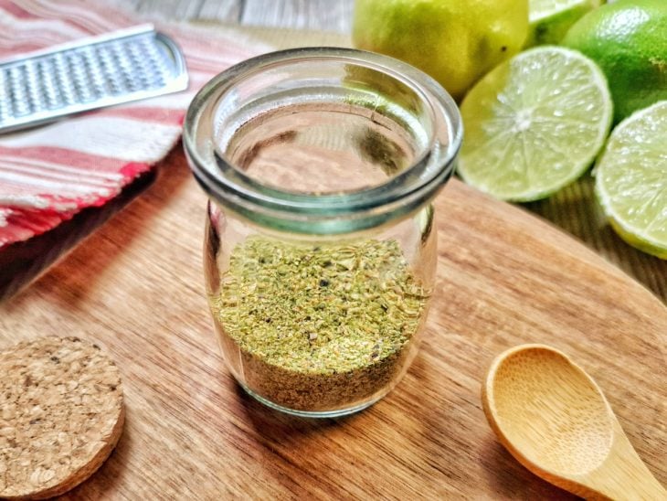 Lemon pepper pronto para consumo.