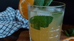 Limonada de bergamota e hortelã