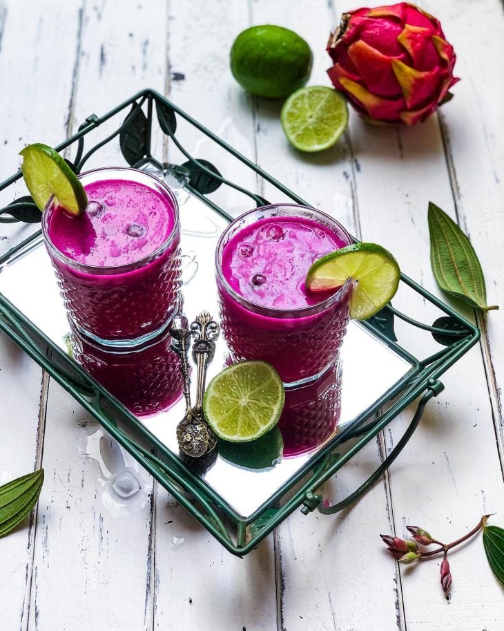 Limonada rosa de pitaya