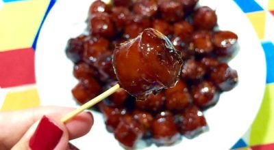 Aperitivo de linguiça caramelizada
