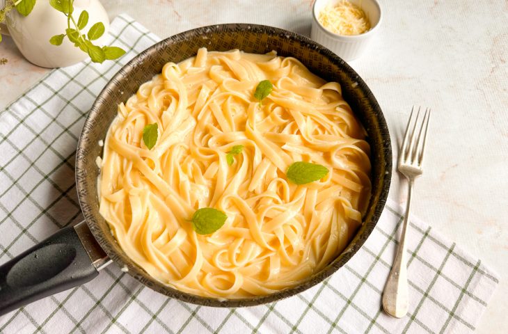 Linguine alfredo