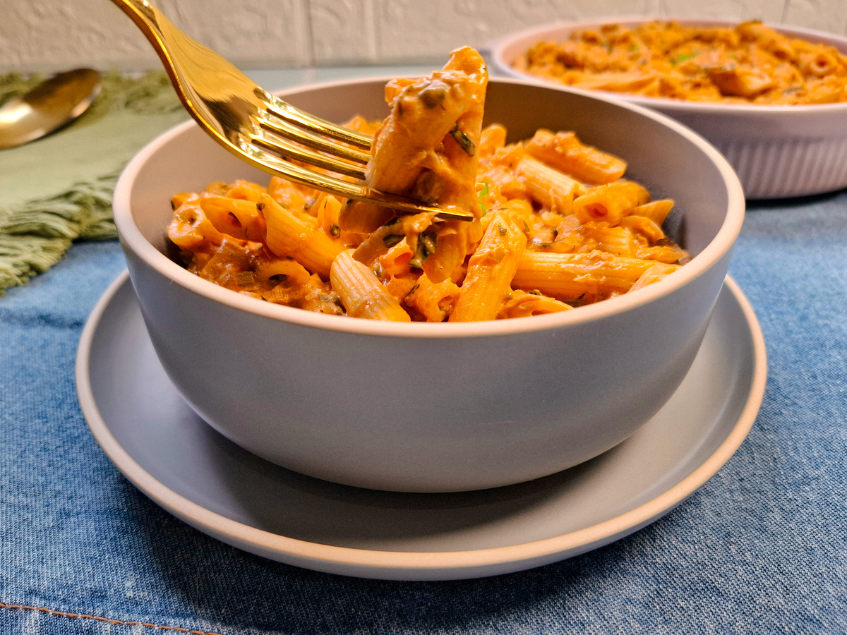 Macarrão com atum cremoso