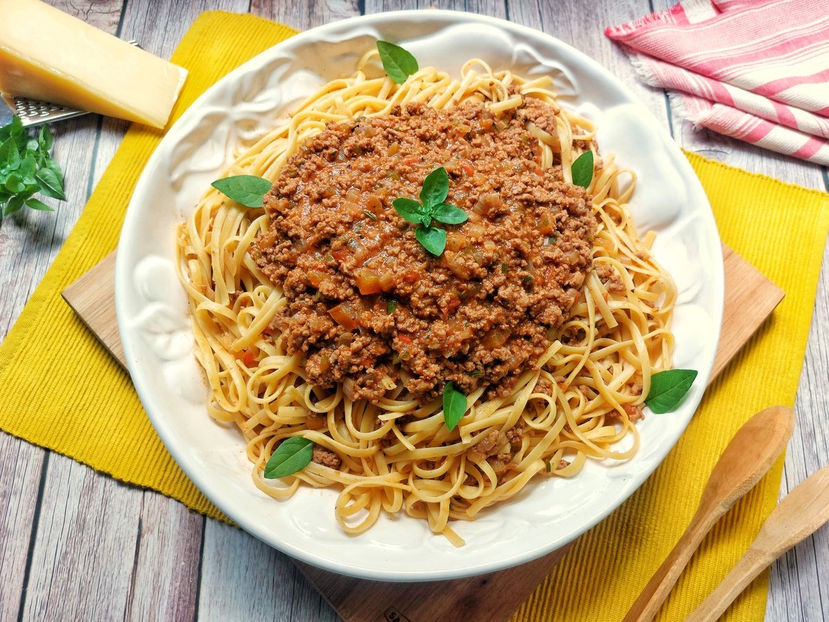 Macarrão com carne moída