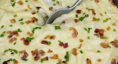 Macarrão com creme de batata e bacon