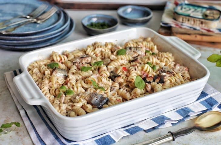 Macarrão com sardinha e creme de leite