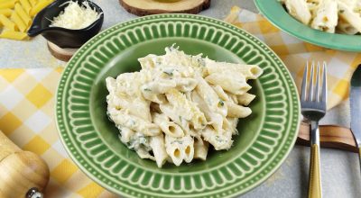 Macarrão cremoso com creme de leite
