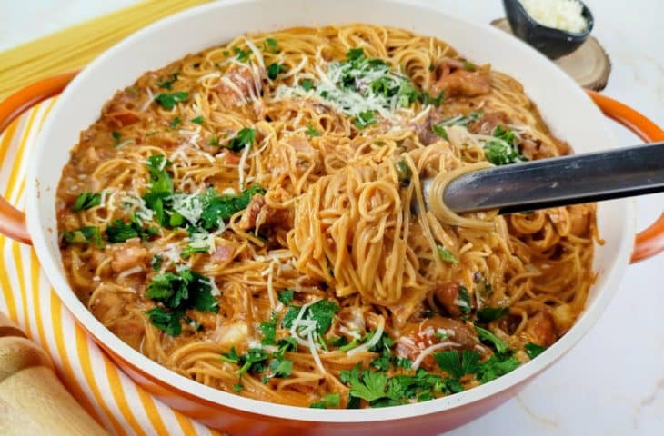 Macarrão cremoso simples