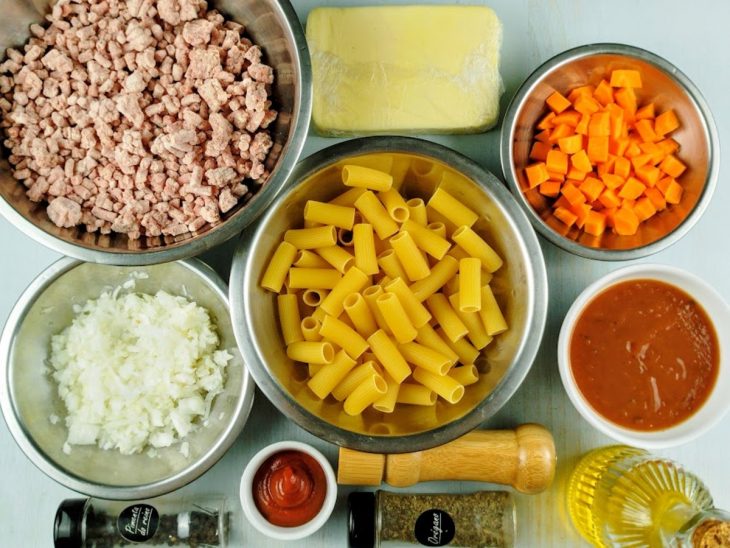 Ingredientes reunidos para o preparo da receita.
