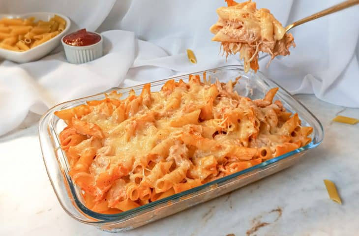 Macarrão de forno com frango