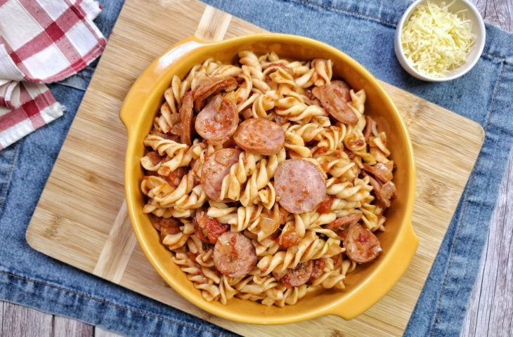 Macarronada de calabresa