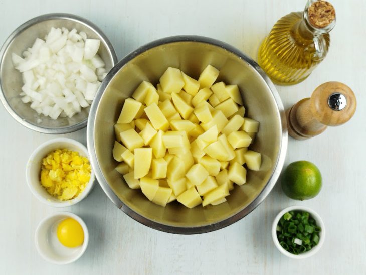 Ingredientes na bancada.