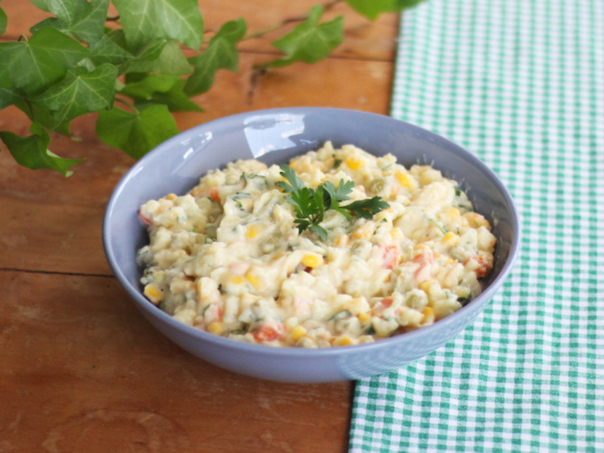 Maionese de batatas com legumes