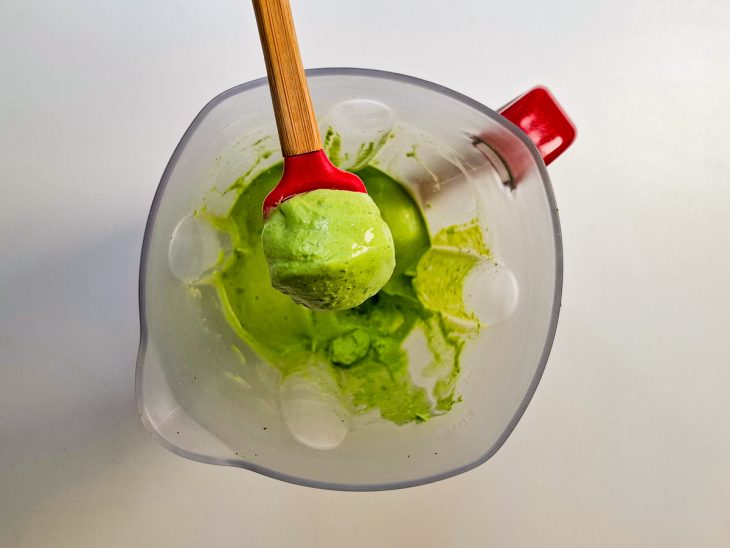 Maionese verde no ponto.