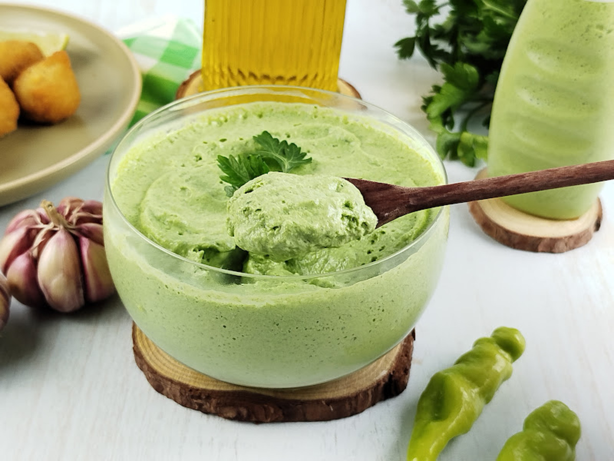 Maionese verde de alho