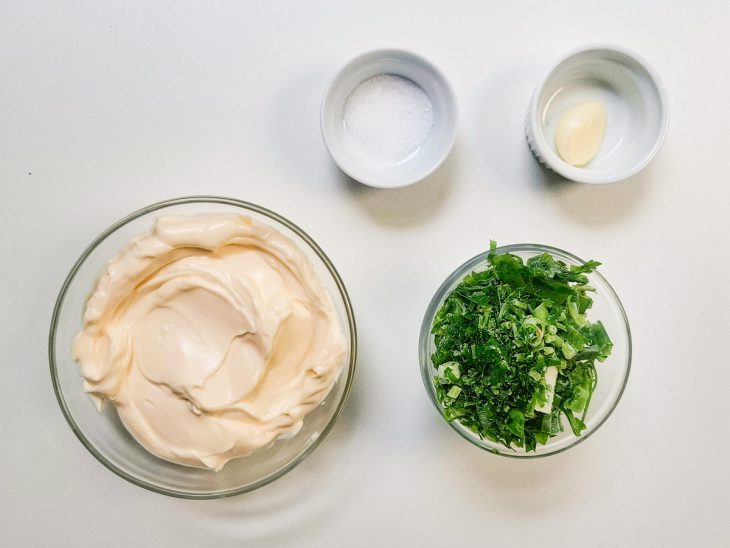 Ingredientes reunidos para o preparo da receita.