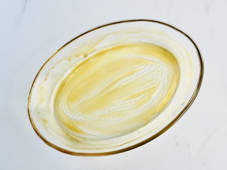 Calda despejada e espalhada no refratário.