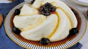 Manjar de coco com creme de leite
