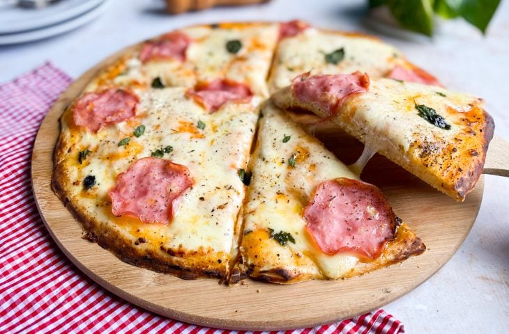 Massa de pizza fácil