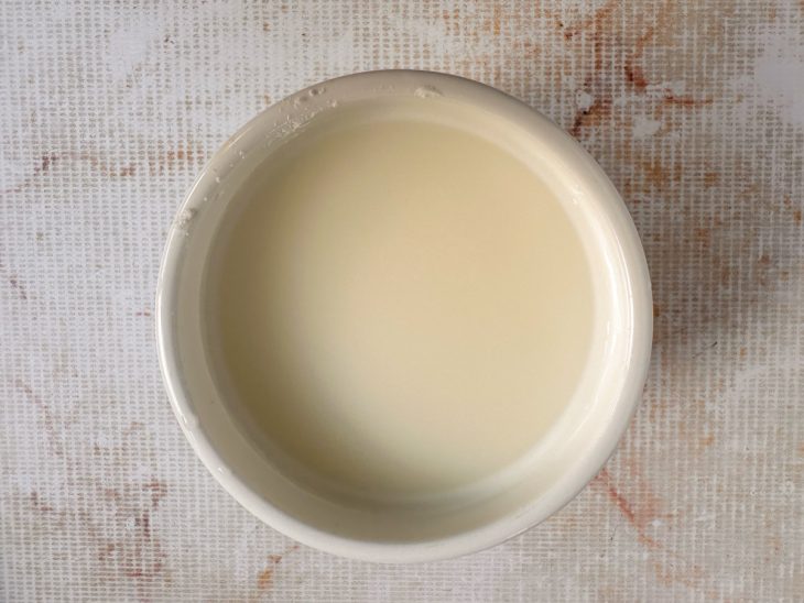 Amido dissolvido na água.