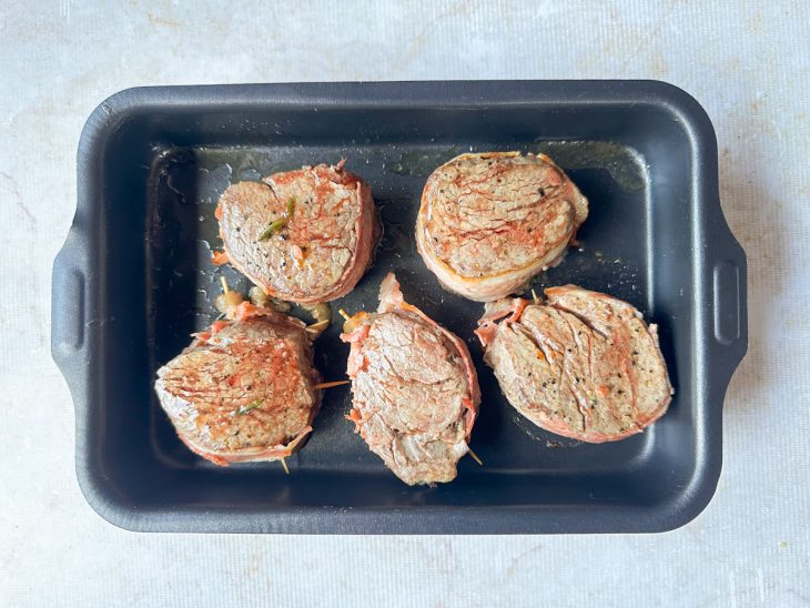 Medalhões na forma.