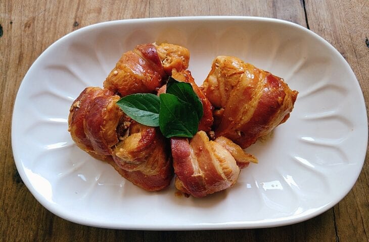 Medalhão de frango com bacon simples