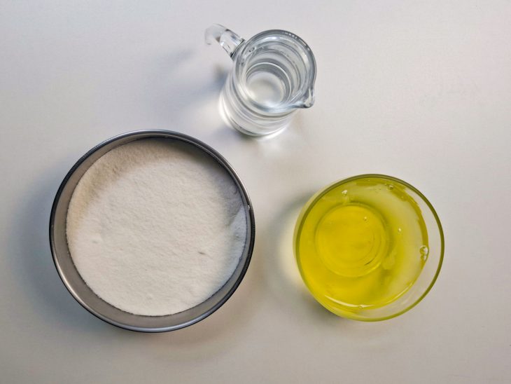 Ingredientes na bancada.