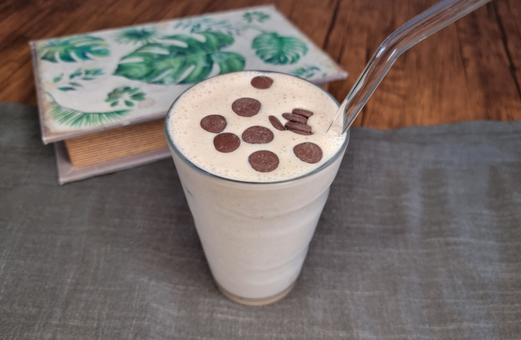 Milk-shake de paçoca fácil