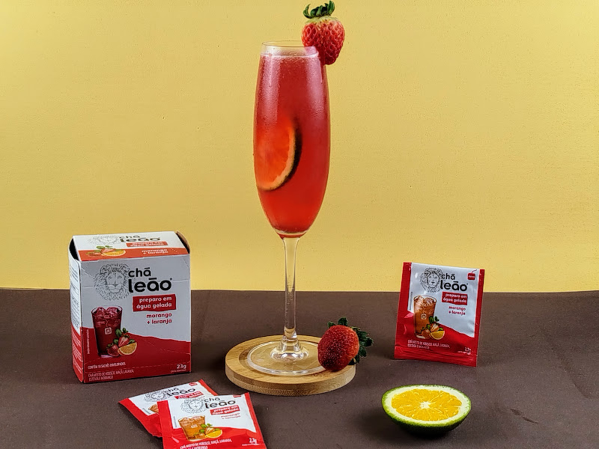 Mimosa de laranja com morango