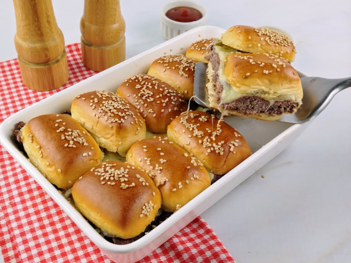 Minicheeseburguer no forno