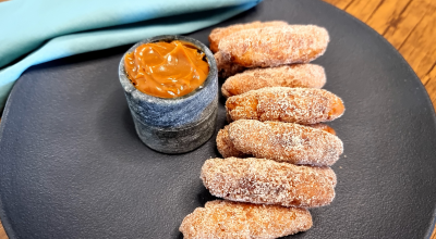 Minichurros simples com doce de leite