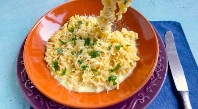 Miojo cremoso com requeijão