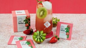 Mocktail de morango com kiwi