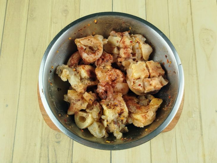 mocotó cozido e temperado.